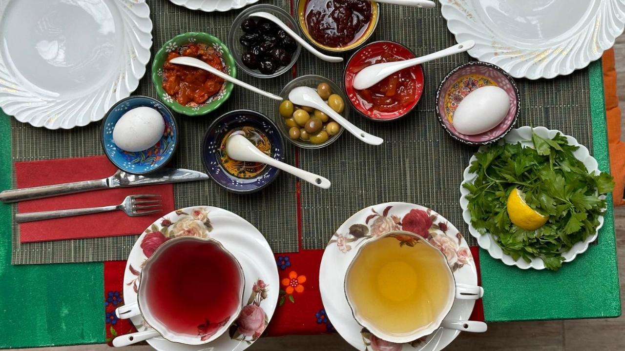 Ayvalı Cunda Konak Nazimaki מראה חיצוני תמונה